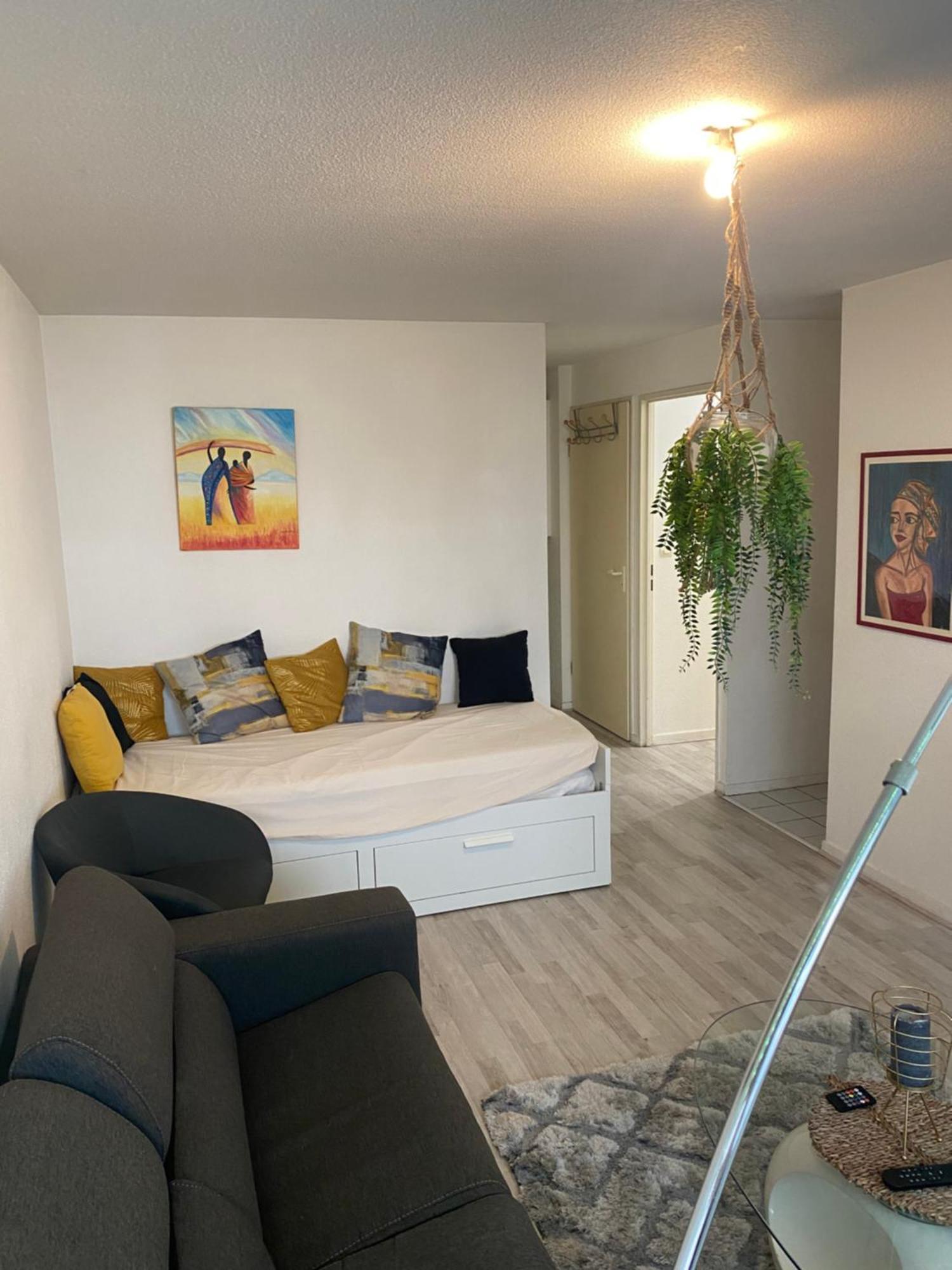 Centre Apartment *